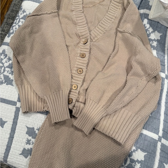 Cozy Tan Textured Sweater set with pants - Picture 2 of 2